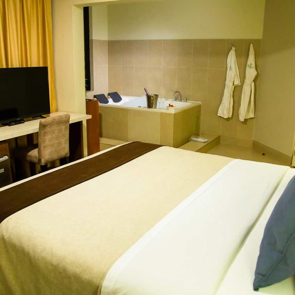 la_perla_home_03_habitaciones_Suitelaperla